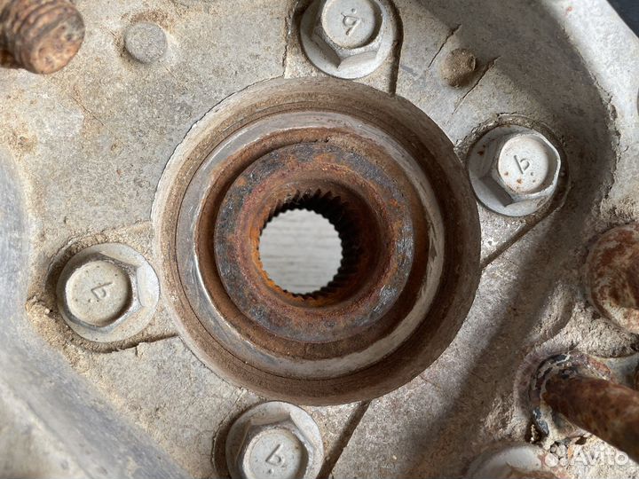 Infiniti FX50 Ступица задняя