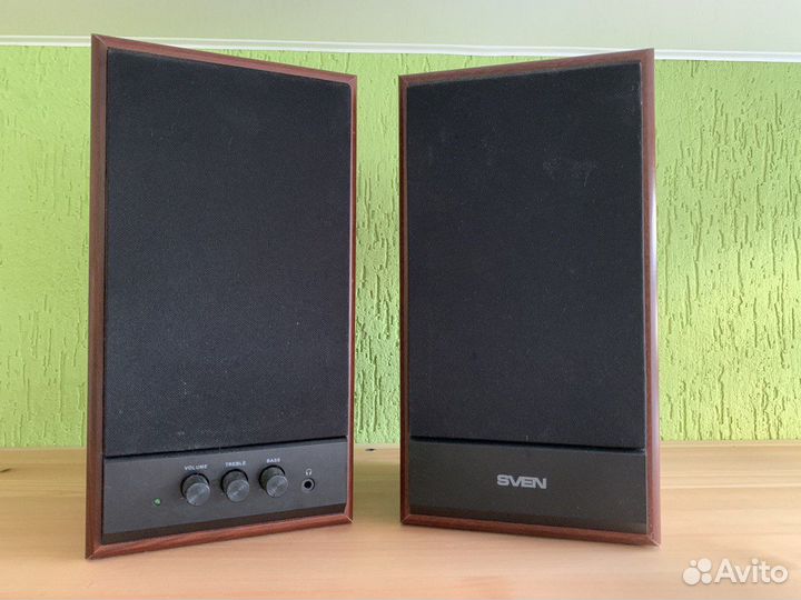 Колонки sven SPS-702 (орех)