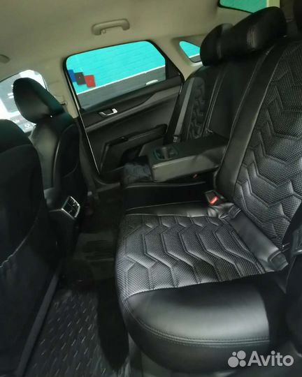 Модельные чехлы Kia K5