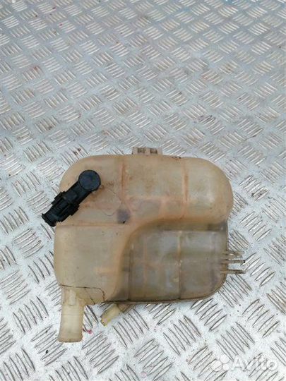 Бачок расширительный Opel Astra H L69 Z16XER 2009