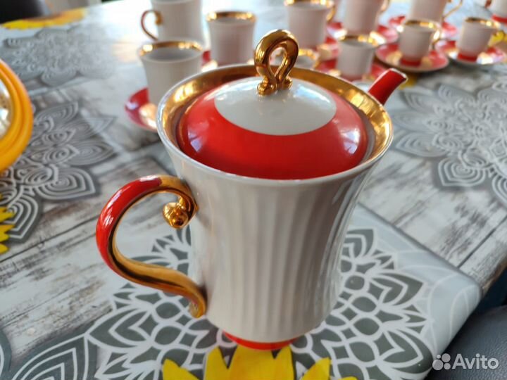 Фарфоровый чайно-кофей сервиз СССР