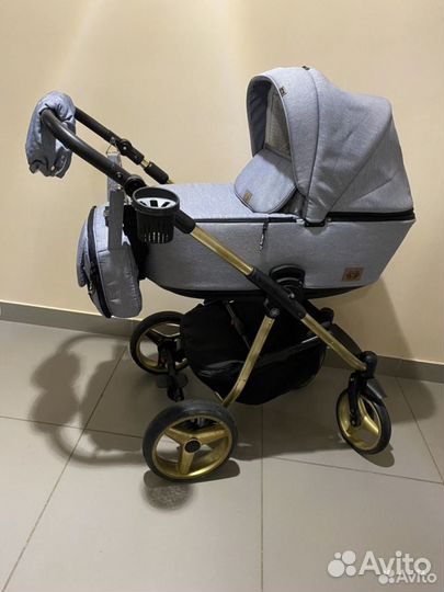 Коляска Adamex Reggio 3в1