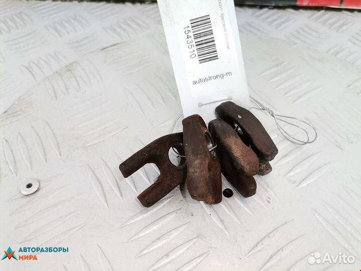 Крепление форсунки Renault Megane 2 2004