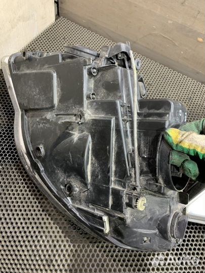 Фары Volkswagen Touareg Туарег