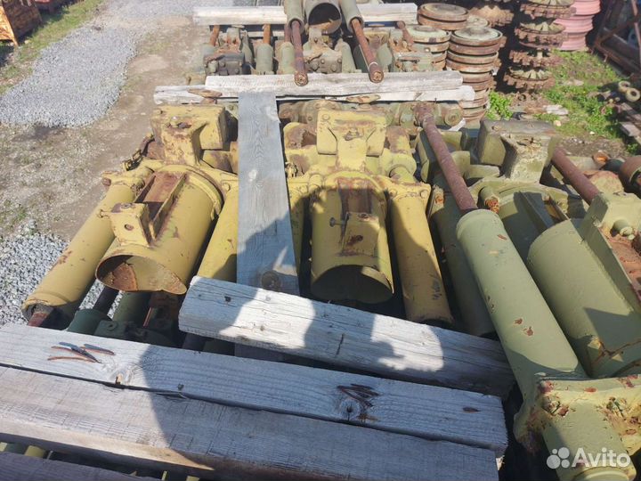 Дизель молот дм-150