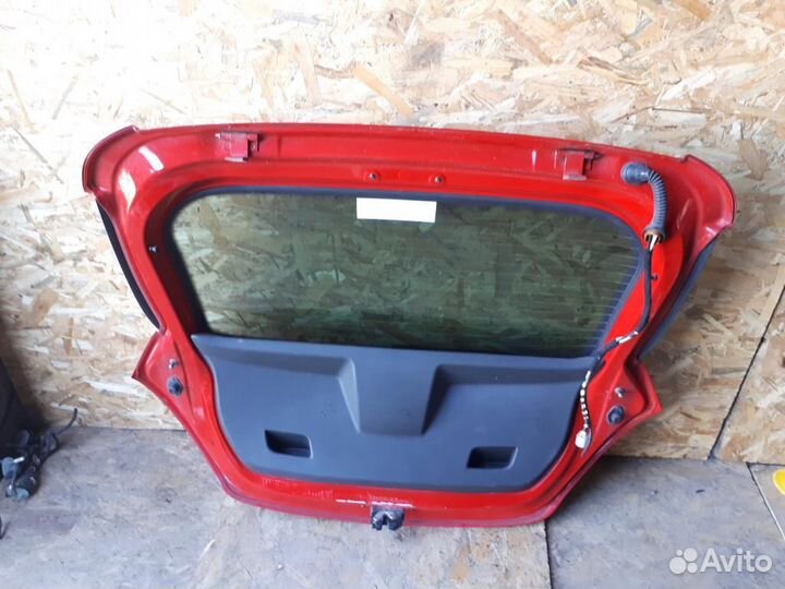 Дверь багажника со стеклом Opel Corsa D 2006-2015