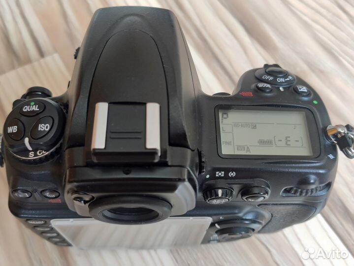 Nikon d700 body