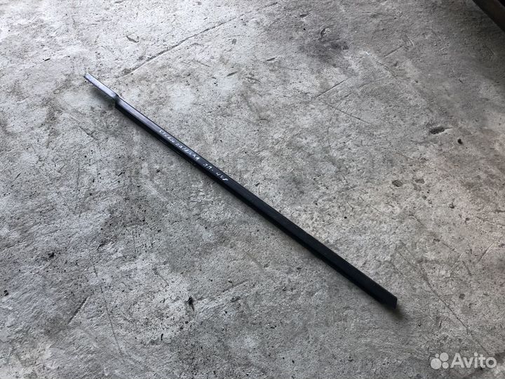 Бархотка передняя правая peugeot 408