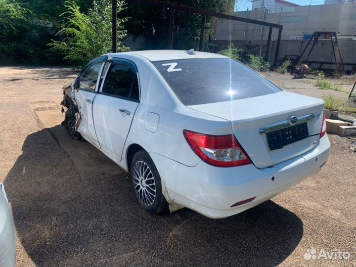 В разборе BYD F3 1.5 л. МКПП Byd F3 седан 1.5 2012