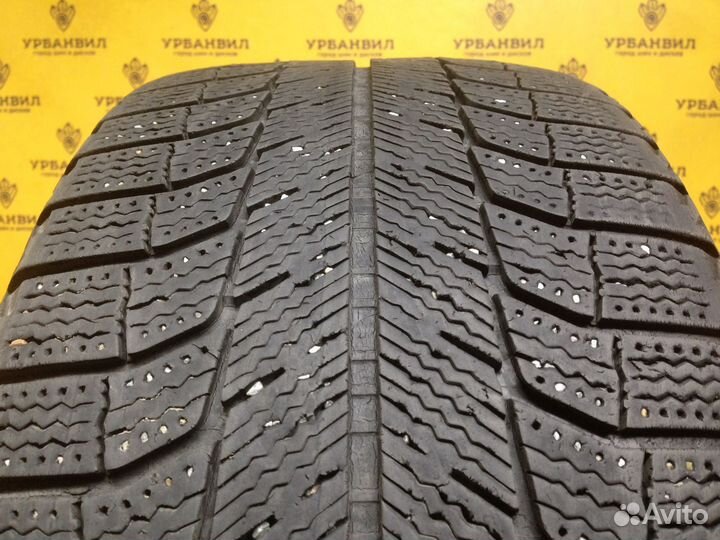 Michelin X-Ice XI2 235/45 R17 97T