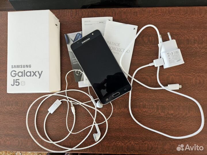 Samsung Galaxy J5 (2016), 2/16 ГБ