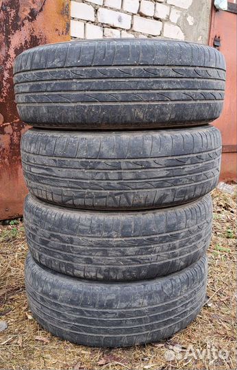 Bridgestone Dueler H/P 215/65 R16 98H