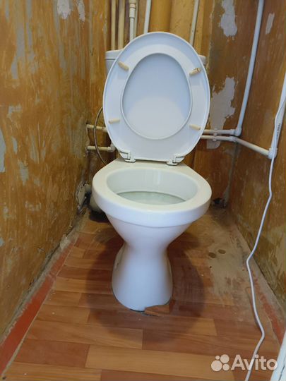 Унитаз с бачком бу