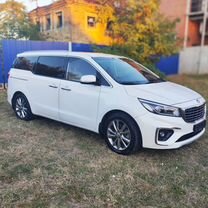 Kia Carnival 2.2 AT, 2019, 79 000 км, с пробегом, цена 2 800 000 руб.