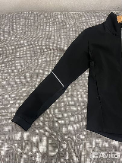 Salomon беговая куртка