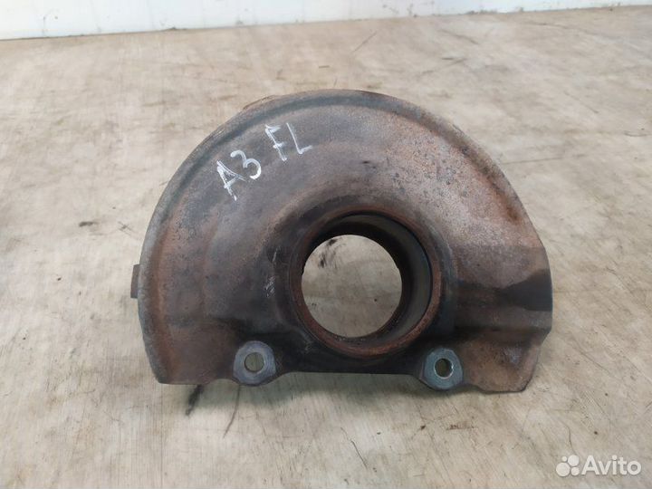 Кулак поворотный передний левый Mitsubishi Lancer