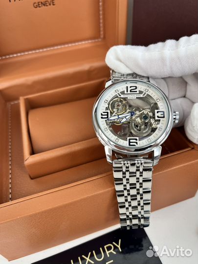 Patek Philippe чаcы прозрачный механизм