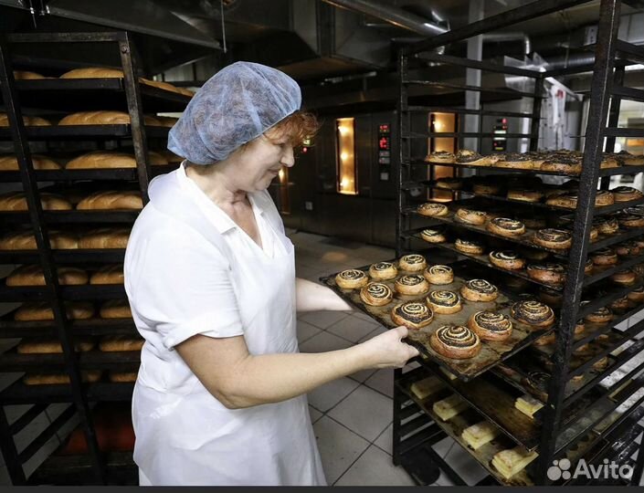 Работа Пекарь. Женский Храм Москва. Питание