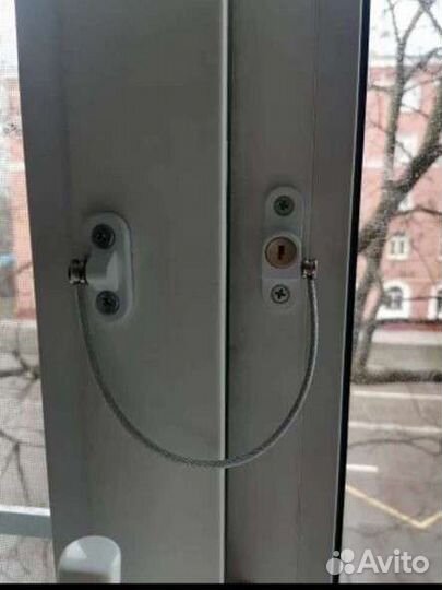 Блокиратор от детей на ока