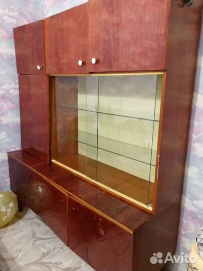 Шкаф сервант, трюмо