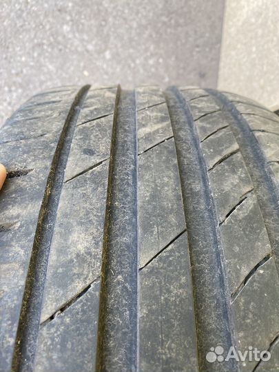 Kumho Ecsta PS71 245/45 R19