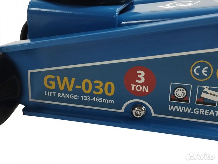 Подкатной домкрат на 3 тонны GW030