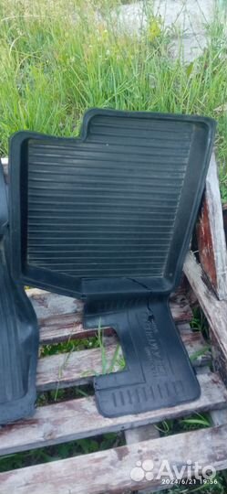 Резиновый коврик