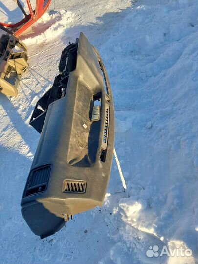 Панель приборов Mazda 323 BF