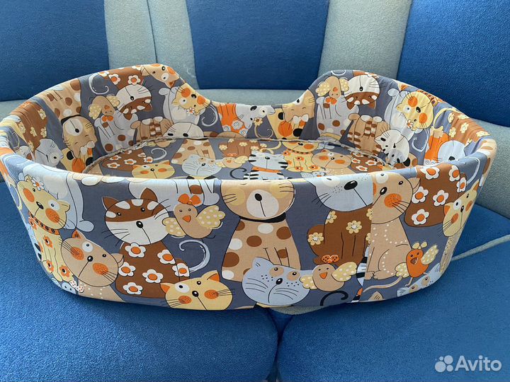 Лежанка для кошек