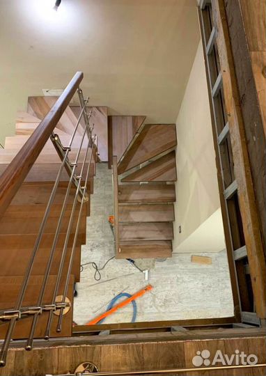 Лестница для загородного дома