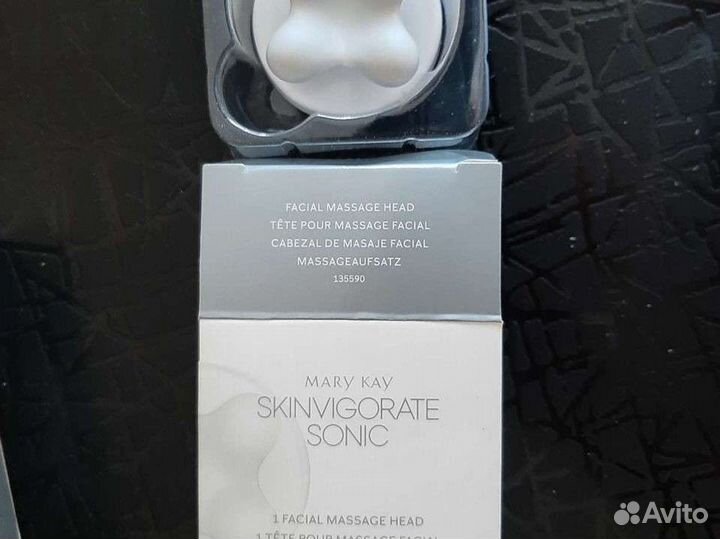 Массажер для лица фирмы Mary Kay. Новый