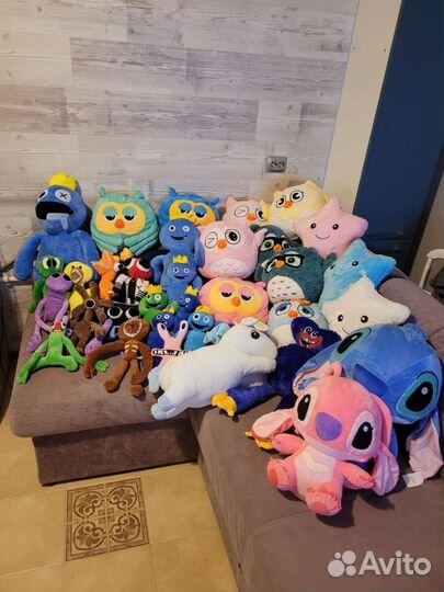 Сова с пледом, друзья радужные, брелки