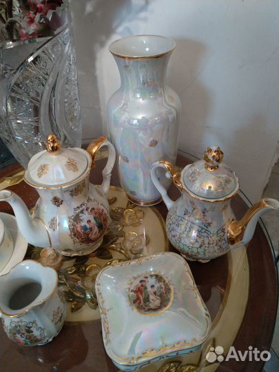 Вазы, чайники, сливочник, шкатулки, Мадонна, гдр