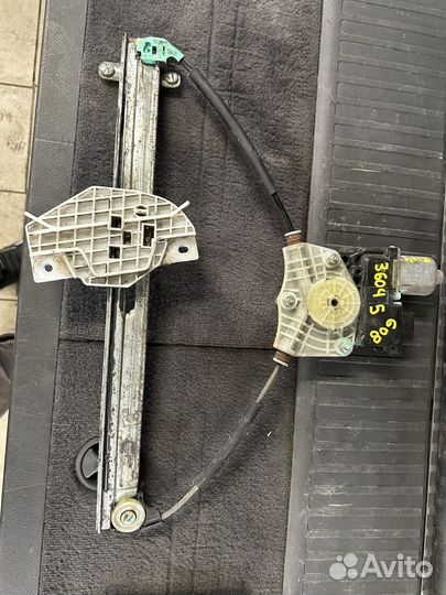 Передний стеклоподъемник kia rio