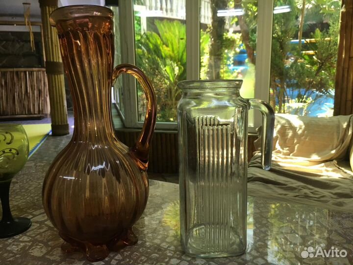 Графины стекло и банка с краном