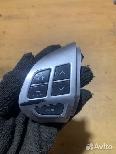 Кнопки на руль левые Mitsubishi Lancer 10 1.8 4B10