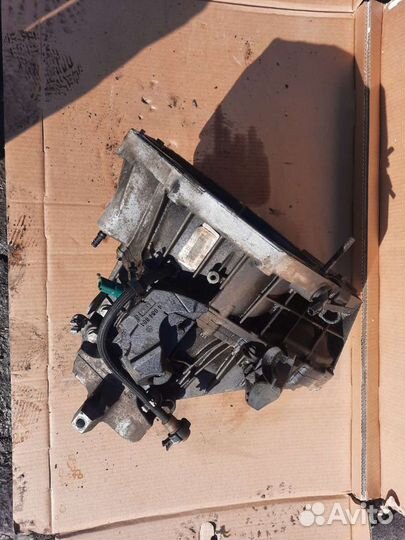 Механическая коробка передач Рено TL4 A042 6 ст