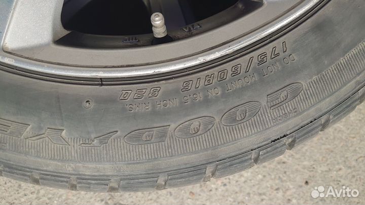 Yokohama Ice Guard IG30 175/60 R16