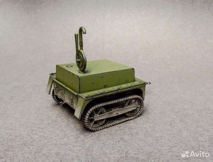 Модель универсальной гусеничной тележки Tr