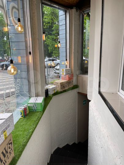 Цоколь на трафике в центре, 172м²