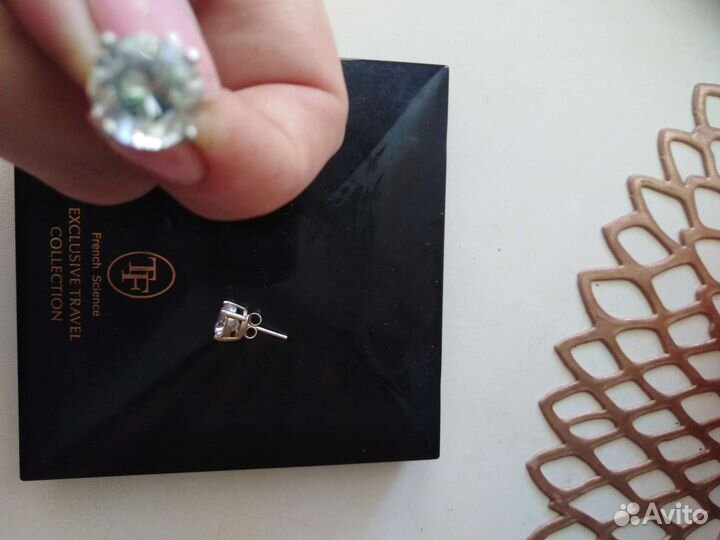 Серебряные серьги 2шт