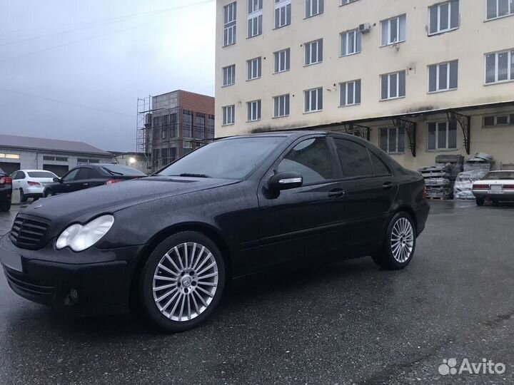 Mercedes-Benz C-класс 1.8 AT, 2006, 350 000 км