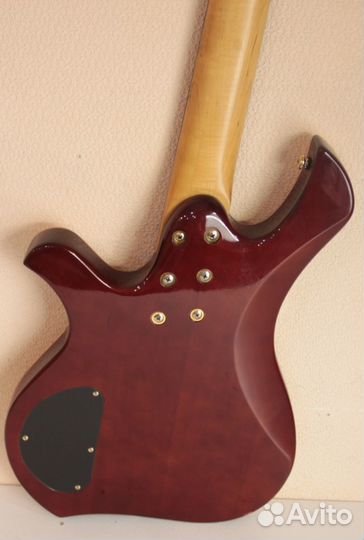 Электрическая бас-гитара Grass Roots