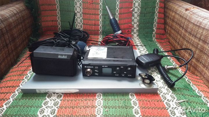 Автомобильная рация Albrecht AE 6310 с антенной