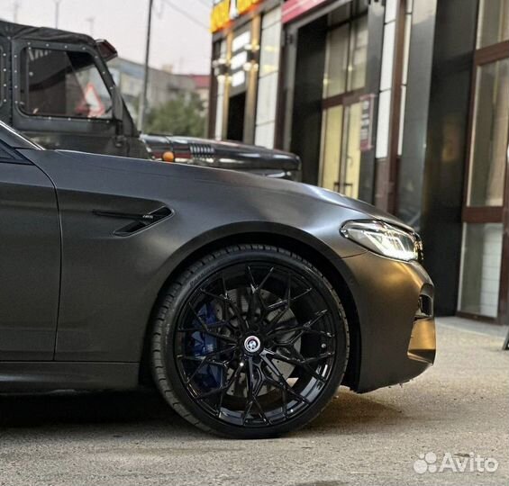 Кованые диски R21 BMW M5 F90 наличие