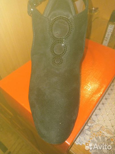 Полуботильоны