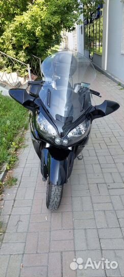 Kawasaki GTR 1400 (ZG 1400)