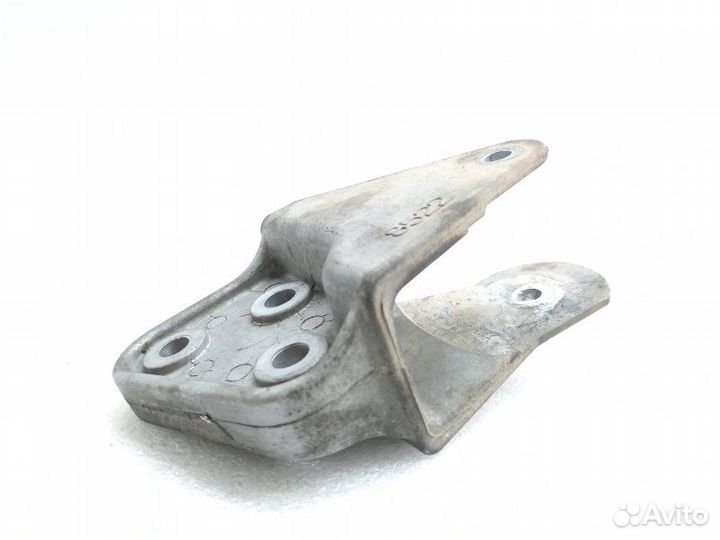 Кронштейн кпп Mitsubishi Lancer 10 2.0 4B11