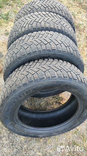 Michelin X-Ice North 4 205/55 R16