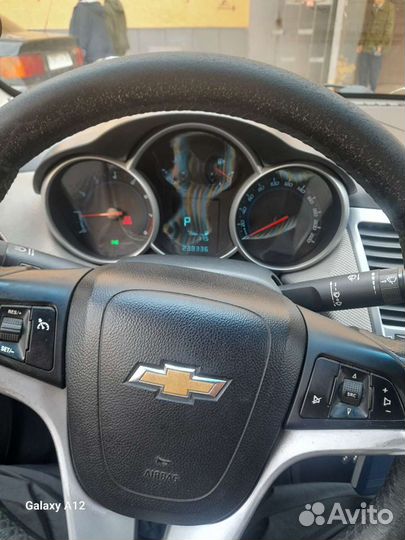 Chevrolet Cruze 1.8 AT, 2011, 238 336 км
